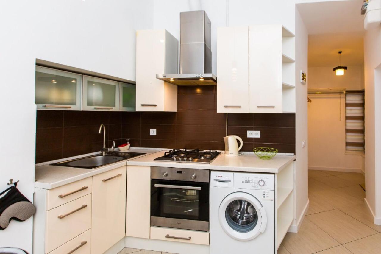 Miamo Apart Гнатюка 18 Lviv Dış mekan fotoğraf