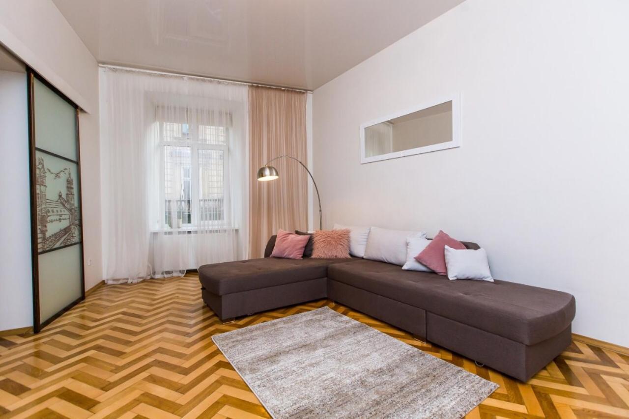 Miamo Apart Гнатюка 18 Lviv Dış mekan fotoğraf